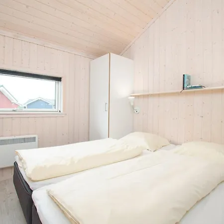 2 Ocean A 117 Holiday home
